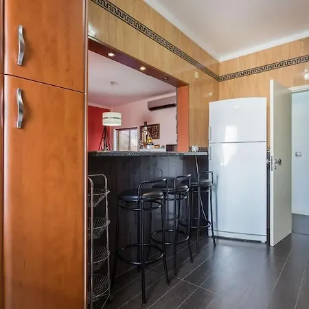 The Flat Apartment *