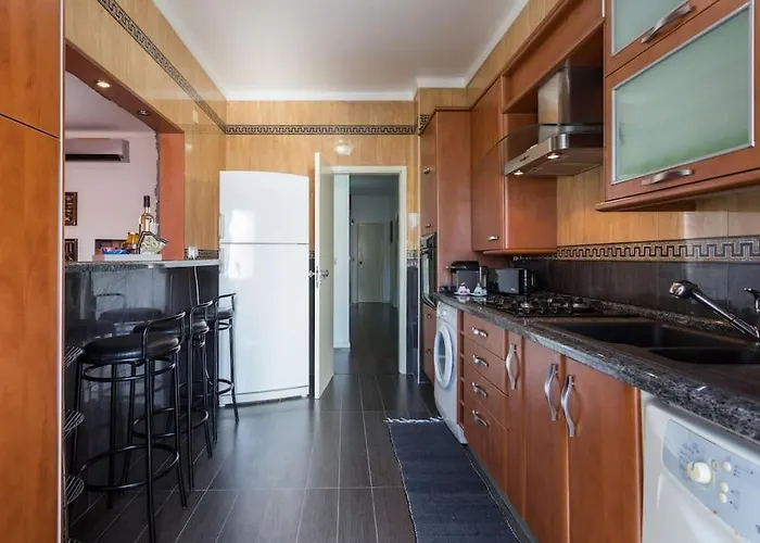 The Flat By Lisbeyond