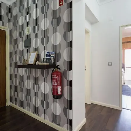 Spacious Family Oasis In W/ Ac & Elevator By Lisbeyond شقة
